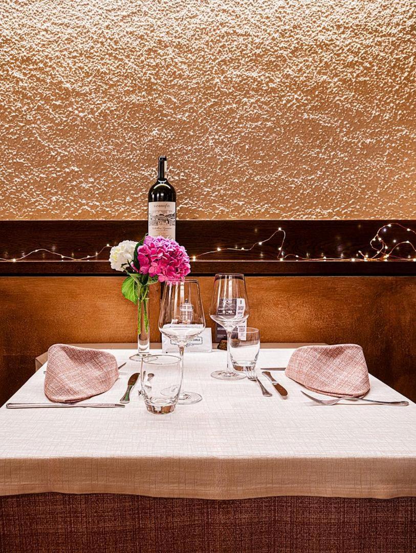 Wine Hotel San Carlo - Relais & Spa - Boutique Hotel Chiuro Εξωτερικό φωτογραφία