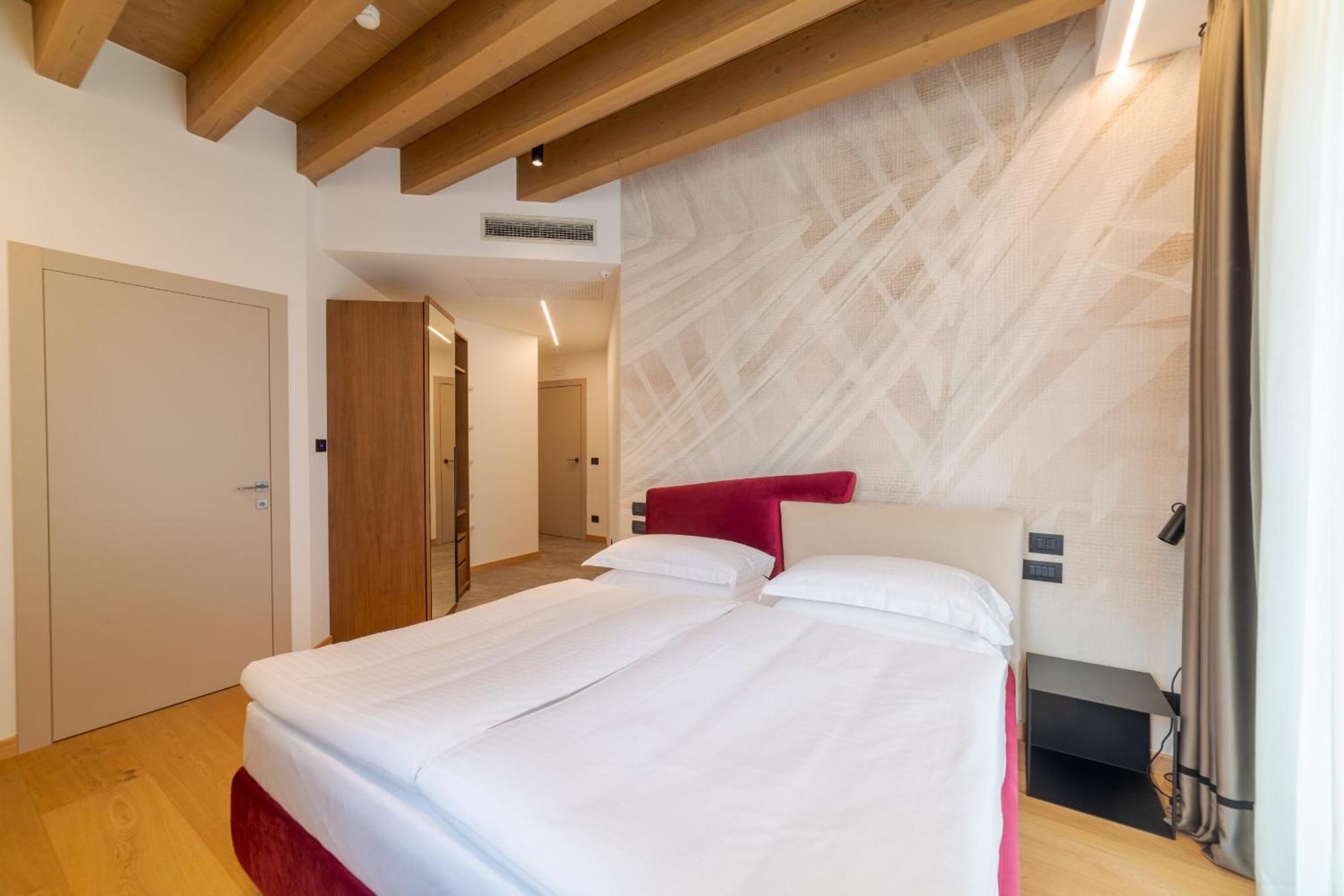 Wine Hotel San Carlo - Relais & Spa - Boutique Hotel Chiuro Εξωτερικό φωτογραφία