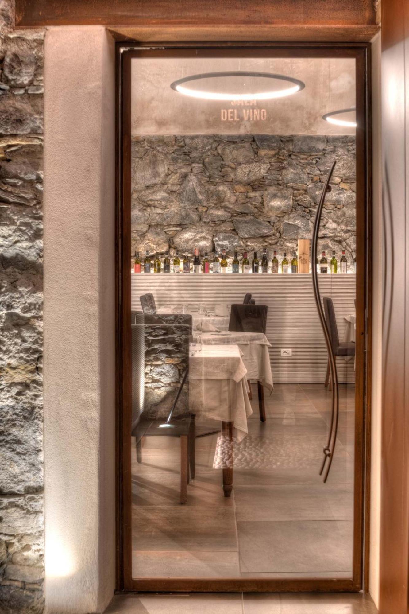 Wine Hotel San Carlo - Relais & Spa - Boutique Hotel Chiuro Εξωτερικό φωτογραφία