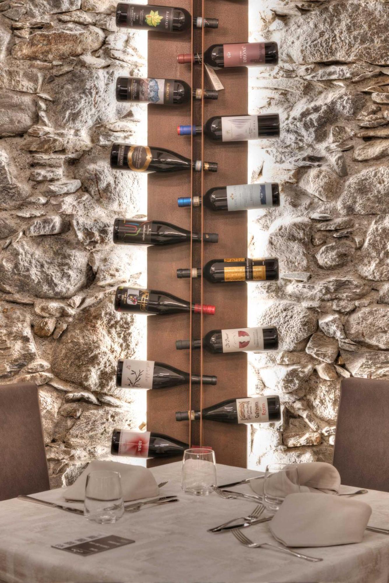 Wine Hotel San Carlo - Relais & Spa - Boutique Hotel Chiuro Εξωτερικό φωτογραφία