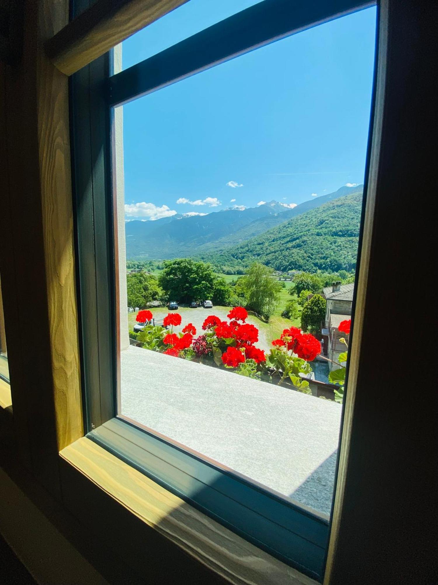 Wine Hotel San Carlo - Relais & Spa - Boutique Hotel Chiuro Εξωτερικό φωτογραφία